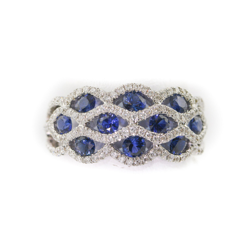 blue sapphire and diamond ring